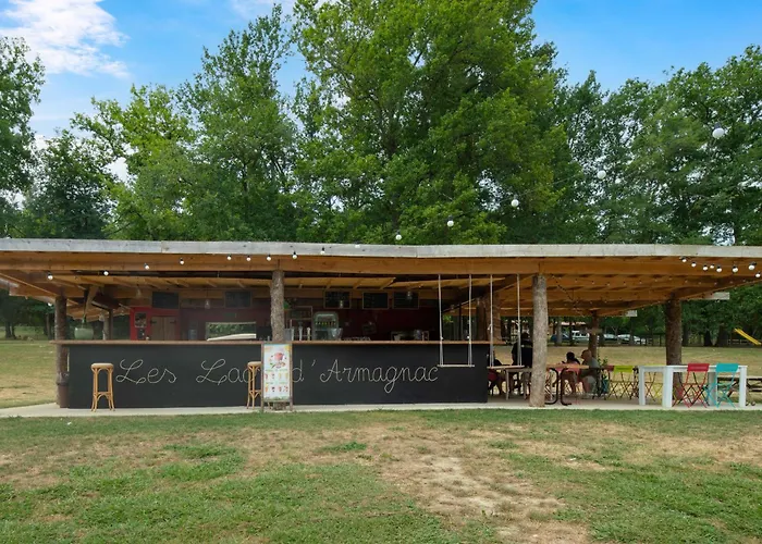 Camping Mobil Xxl 4 - Les Lacs D'armagnac Bretagne-d'Armagnac